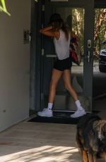 GISELE BUNDCHEN Arrives at Joaquin Valente