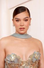 HAILEE STEINFELD at 96th Annual Academy Awards in Los Angeles 03/10/2024
