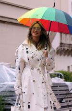 HEIDI KLUM Arrives on the Set of America