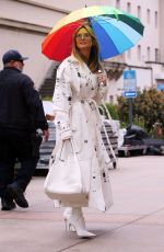 HEIDI KLUM Arrives on the Set of America