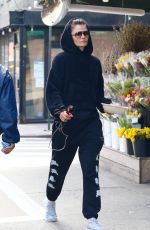 HELENA CHRISTENSEN Getting a Salad in New York 03/19/2024