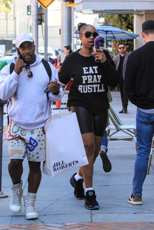 JENNIFER HUDSON Out Shopping with a Friend in Los Angeles 03/19/2024