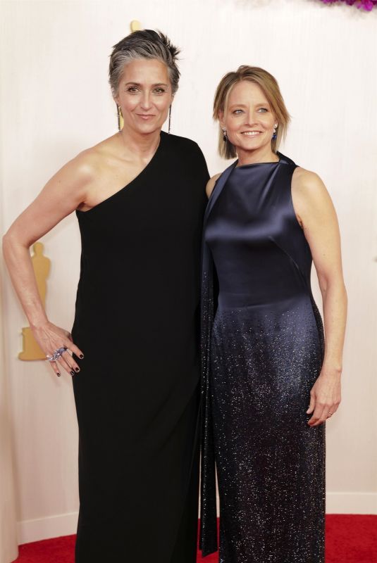 JODIE FOSTER and ALEXANDRA HEDISON at 96th Annual Academy Awards in Los Angeles 03/10/2024
