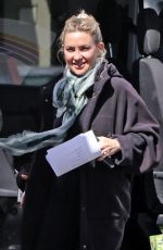 KATE HUDSON Arrives on the Set of Mindy Kaling