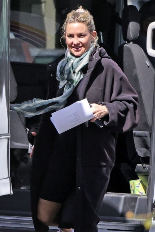 KATE HUDSON Arrives on the Set of Mindy Kaling
