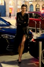 KENDALL JENNER Filming a L