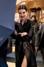 KENDALL JENNER Filming a L