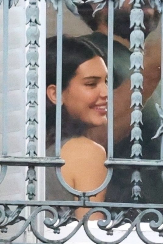 KENDALL JENNER Prepares for L’Oreal Ad Shooting in Paris 03/07/2024