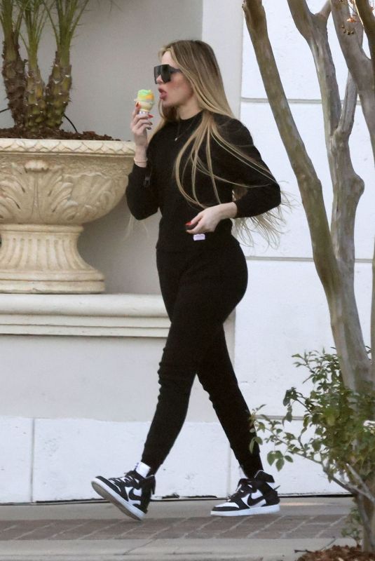 KHLOE KARDASHIAN Out for Ice Cream in Calabasas 03/13/2024