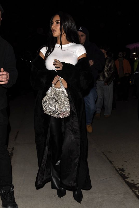 KIM KARDASHIAN Leaves Kanye West