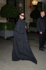 KIM KARDASHIAN Leaves Ritz Hotel at Paris Fashion Week 03/04/2024