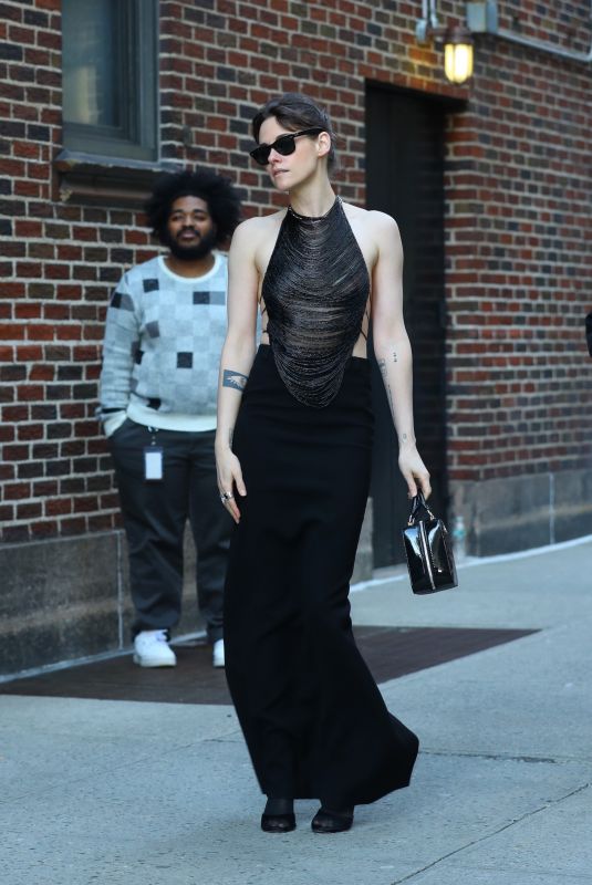 KRISTEN STEWART Arrives at Ed Sullivan Theater in New York 03/11/2024