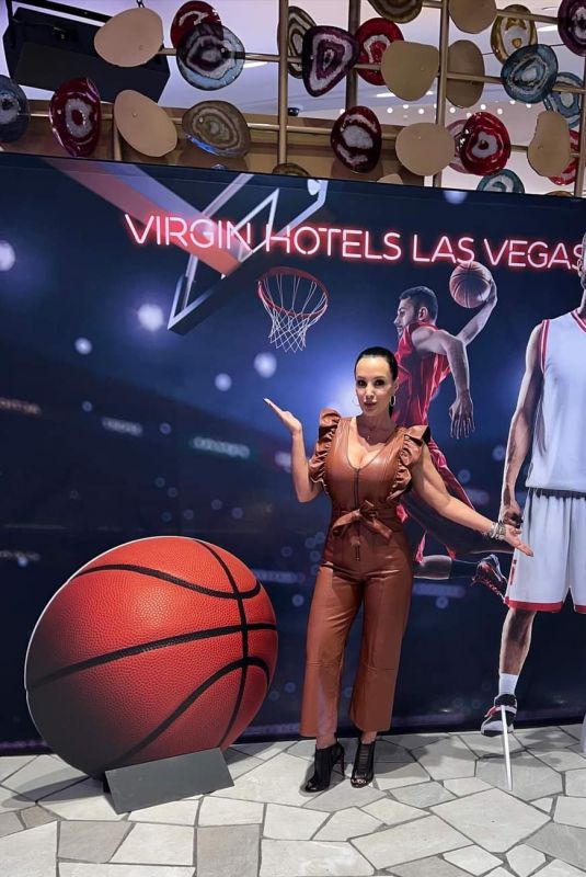LISA ANN Promotes NBA March Madness in Las Vegas 03/29/2024