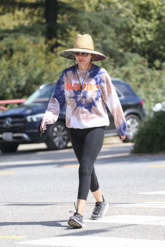 LISA RINNA Out Hiking in Marina Del Rey 03/29/2024