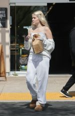 LOLA SHEEN Out for Lunch at Erewhon Market in Los Angeles 03/21/2024