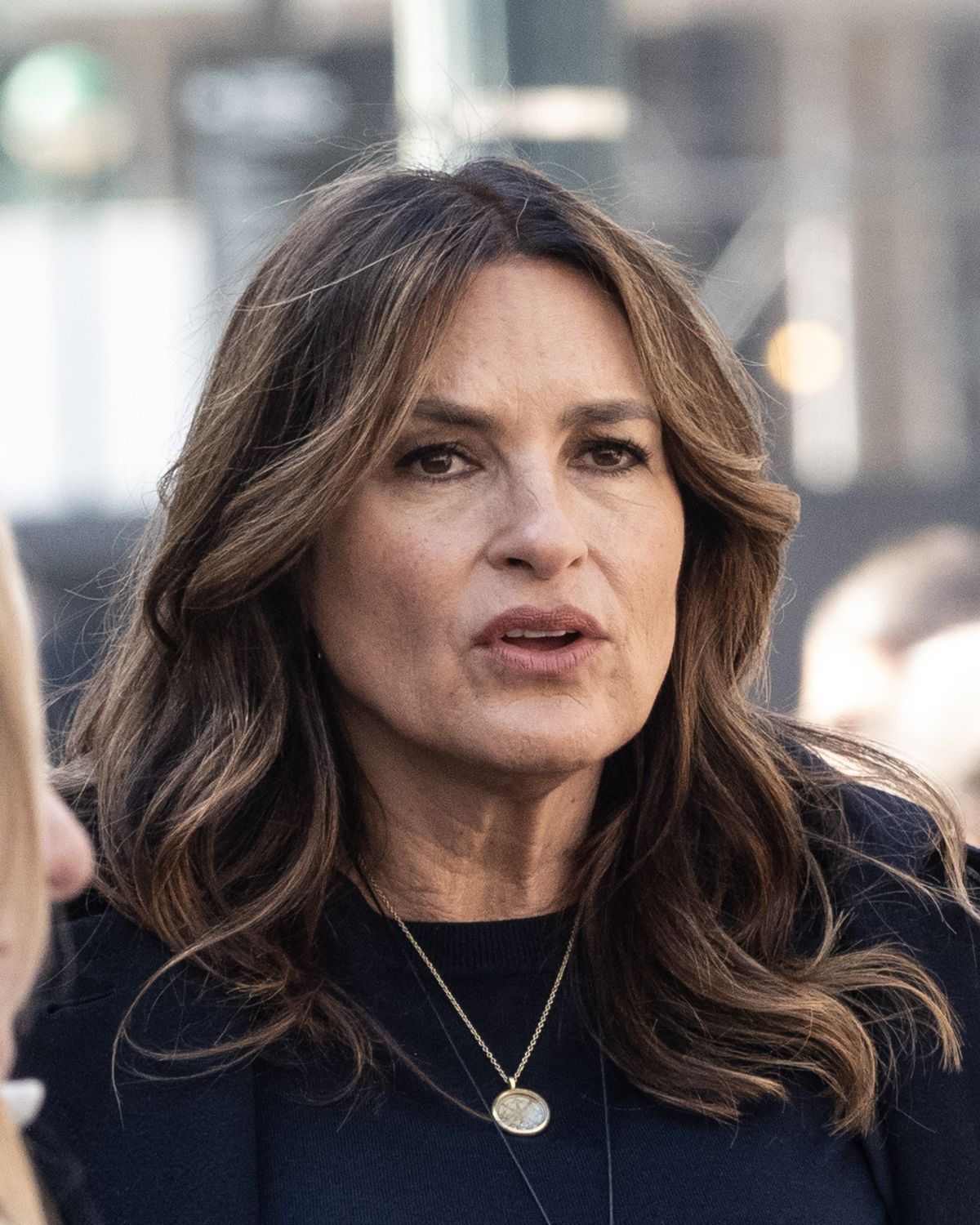 MARISKA HARGITAY, AMBER SKYE NOYES and Peter Scanavino on the Set of