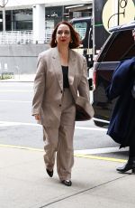 MAYA RUDOLPH Arrives at Drew Barrymore Show in New York 03/26/2024