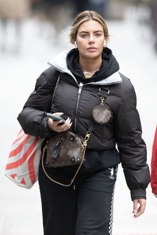 MEGAN BARTON HANSON Shopping at Target in New York 02/28/2024