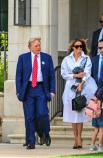 MELANIA and Donald TRUMP Arrives to Vote in Florida