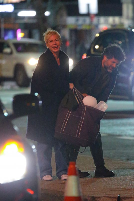 MICHELLE WILLIAMS on the Set of Dying for Sex in New York 03/15/2024