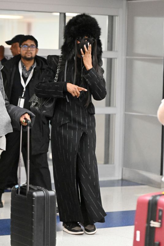 NAOMI CAMPBELL Arrives at JFK Airport in New York 03/06/2024