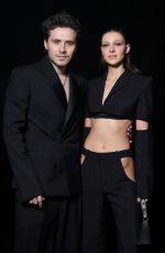 NICOLA PELTZ and Brooklyn Beckham at Mugler RTW Fall/;winter 2024/2025 Collection at Paris Fashion Week 03/03/2024