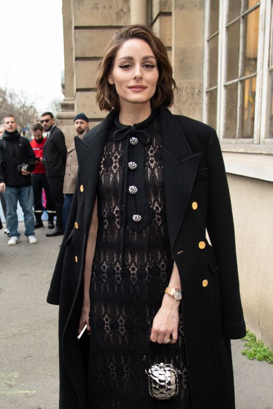 OLIVIA PALERMO at Giambattista Valli Womenswear Fall/Winter 2024-2025 Show at Paris Fashion Week 03/01/2024