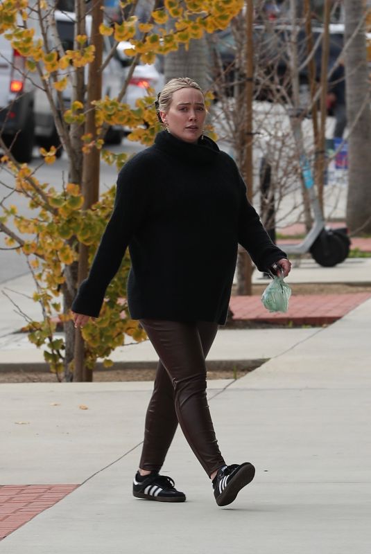 Pregnant HILARY DUFF Out and About in Los Angeles 03/01/2024