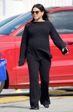 Pregnant JENNA DEWAN Shopping at Bookstar Book Store in Studio City 03/23/2024