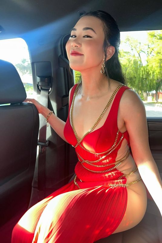 RAMONA YOUNG - Instagram Photos 03/17/2024