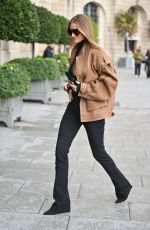 ROSIE HUNTINGTON-WHITELEY Arrives at Rabanne Fashion Show at Paris Fashion Week 02/29/2024