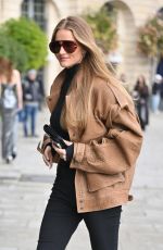 ROSIE HUNTINGTON-WHITELEY Arrives at Rabanne Fashion Show at Paris Fashion Week 02/29/2024