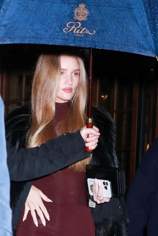 ROSIE HUNTINGTON-WHITELEY Leaves Ritz Hotel at Paris Fashion Week 03/02/2024