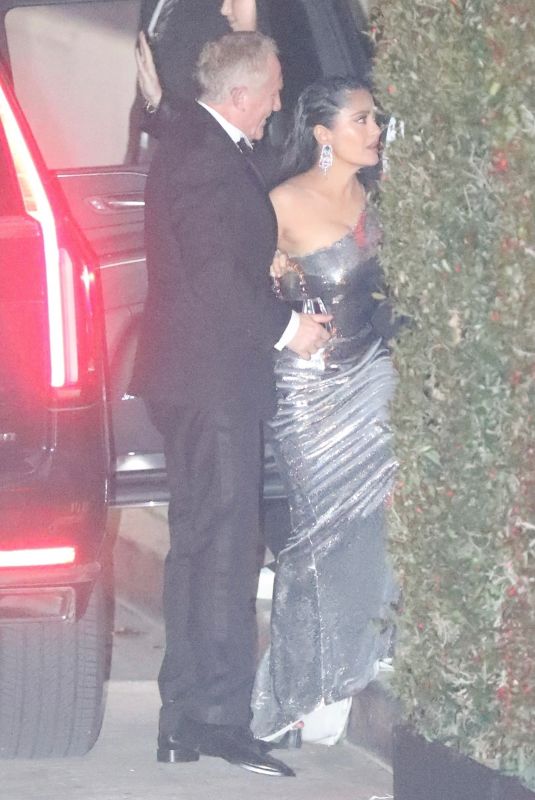 SALMA HAYEK Arrives at Jay-Z and Beyonce