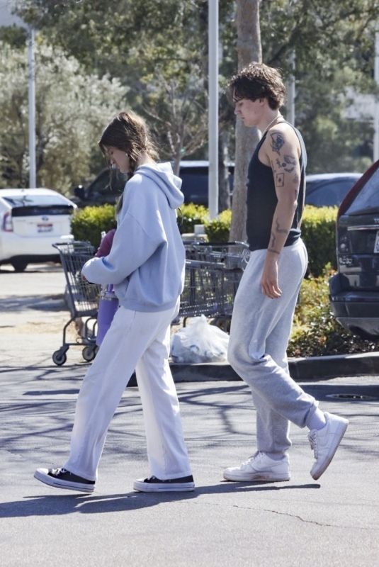 SAMI SHEEN and Aiden David Shopping at Erewhon Market in Los Angeles 03/20/2024