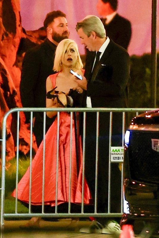 SELMA BLAIR Leaves Vanity Fair Oscar Party in Beverly Hills 03/10/2024