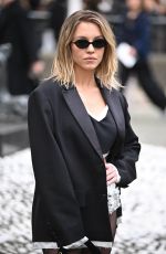 SYDNEY SWEENEY Arrives at Miu Miu Womenswear Fall/Winter 2024-2025 Show at Paris Fashion Week 03/05/2024