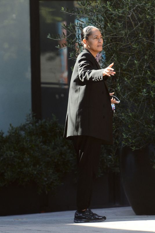 TRACEE ELLIS ROSS Leaves a Meeting in Los Angeles 03/12/2024