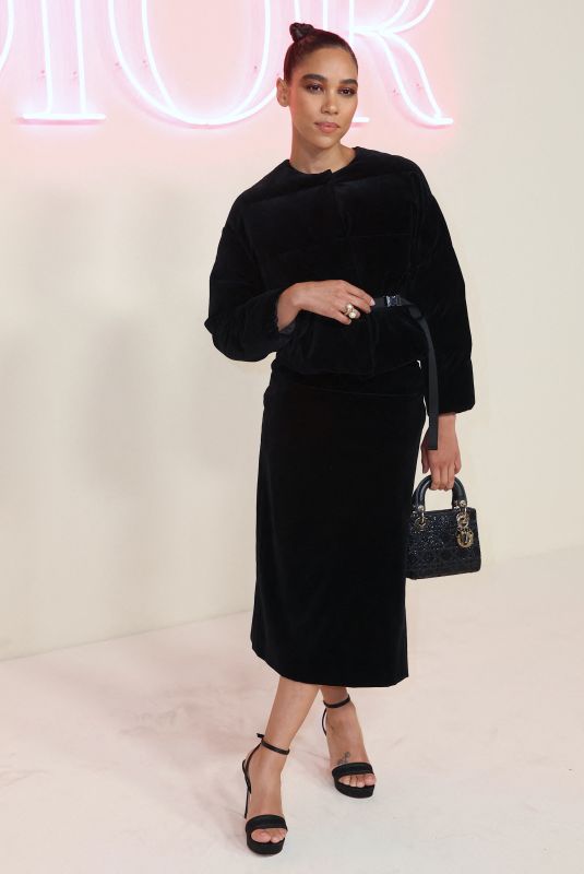 ALEXANDRA SHIPP at Dior Fashion Show at Brooklyn Museum in New York 04/15/2024