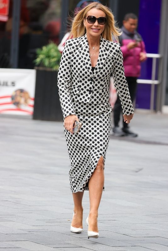 AMANDA HOLDEN Leaves Heart Radio in London 04/11/2024