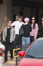 AMELIA and DELILAH HAMLIN, LISA RINNA and Harry Hamlin Out for Lunch in Malibu 04/22/2024