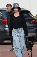 AMELIA and DELILAH HAMLIN, LISA RINNA and Harry Hamlin Out for Lunch in Malibu 04/22/2024