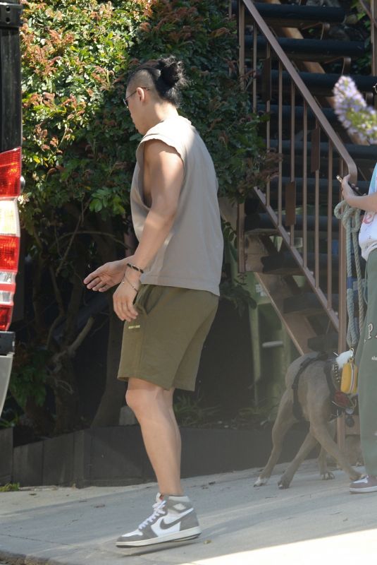 ARIANA MADIX and Daniel Wai Moving Items in Their New Home in Los Angeles 04/15/2024