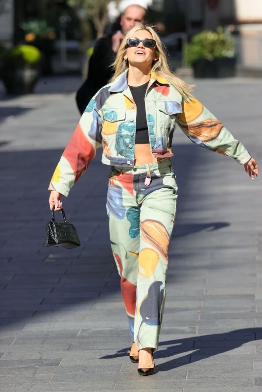 ASHLEY ROBERTS in a Multi Coloured Double Senim Out in London 04/30/2024