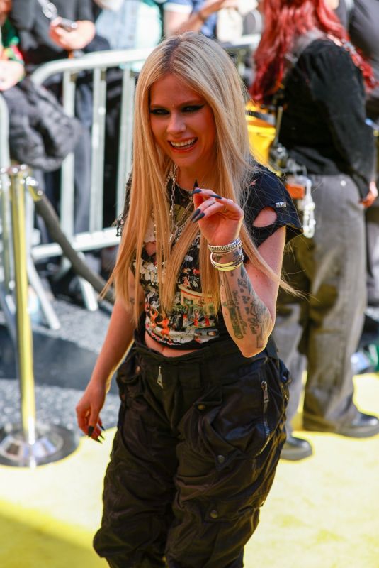 AVRIL ALVIGNE Arrives at 2024 iHeartRadio Music Awards in Hollywood 04/01/2024