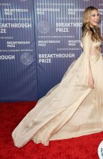 EILEEN GU at 10th Breakthrough Prize Ceremony in Los Angeles 04/13/2024