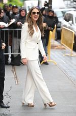 ELIZABETH HURLEY Leaves The View in New York 04/04/2024