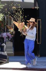 ELIZABETH OLSEN Visiting a Florist in Los Angeles 04/16/2024