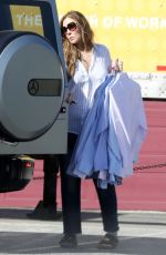 ELLEN POMPEO Leaves Starbucks in Hollywood 04/03/2024