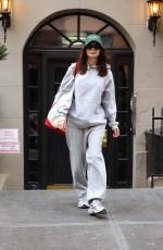EMILY RATAJKOWSKI Leaves Her Apartment in New York 04/11/2024